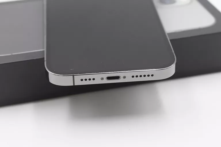 SMARTFON APPLE IPHONE 13 PRO MAX 6 GB / 128 GB 5G SZARY