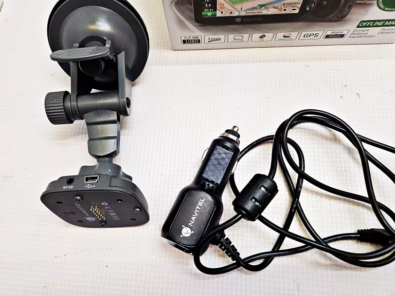 NAWIGACJA NAVITEL RE 5 DUAL KOMPLET + KARTA SD 64GB