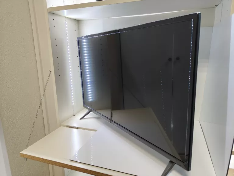 TELEWIZOR LED AKAI LT-3232HD 32 CALE HD READY TV