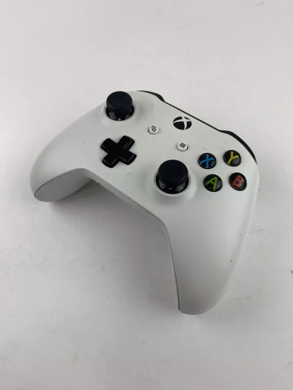 PAD BEZPRZEWODOWY DO KONSOLI MICROSOFT XBOX ONE