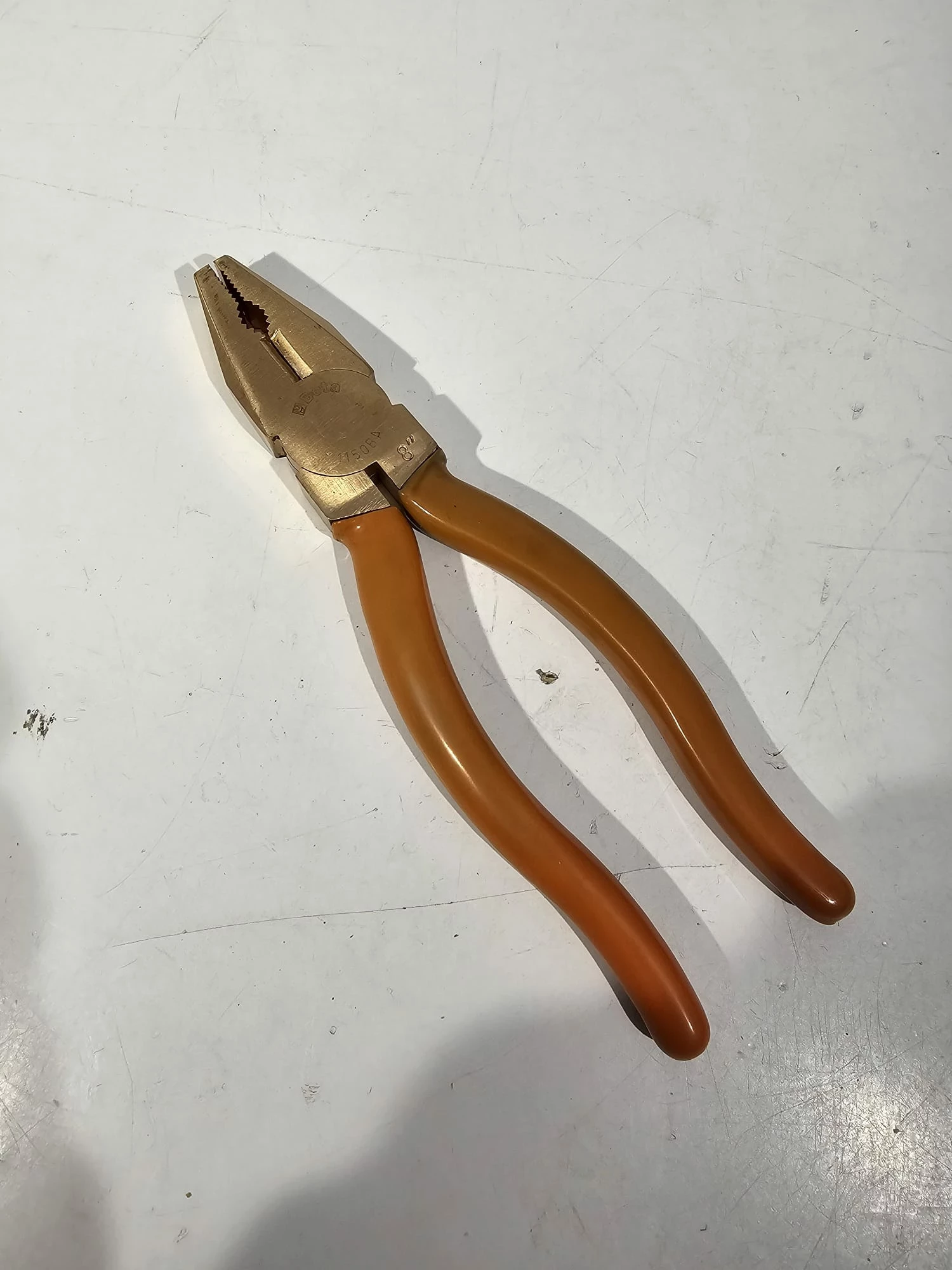 szczypce-uniwersalne-nieiskrzace-beta-1150ba-janowicza-3-olsztyn