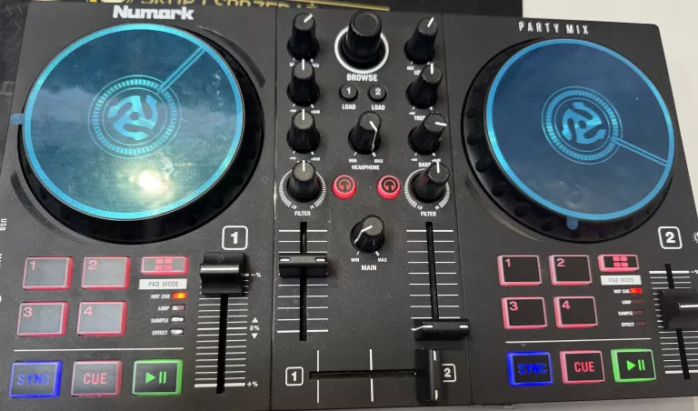 NUMARK PARTY MIX DJ CONTROLER KONSOLA/KONTROLER /PUD/ EAN: 676762192415