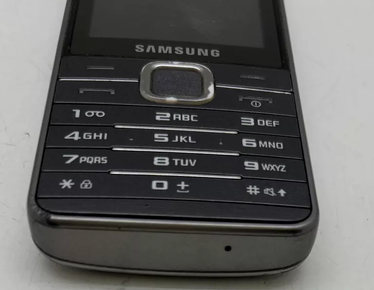 TELEFON SAMSUNG GT-S5610