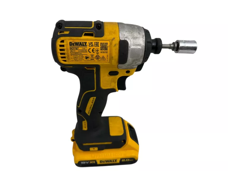 ZAKRĘTARKA UDAROWA DEWALT DCF787