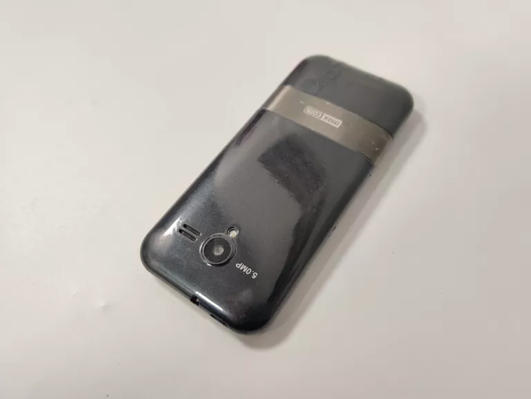 TELEFON MAXCOM MM330