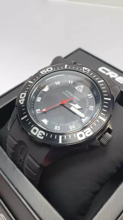 ZEGAREK MĘSKI CRESSI MANTA DO NURKOWANIA WYTRZYMAŁY 100 M/10 ATM DIVER'S