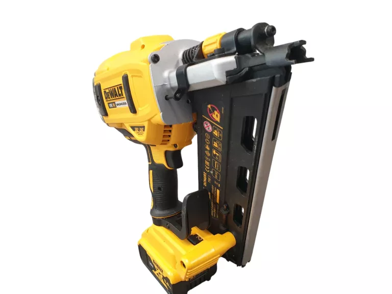 GWOŹDZIARKA DEWALT DCN692N