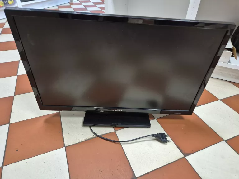 TV E MAX 9207 + PILOT