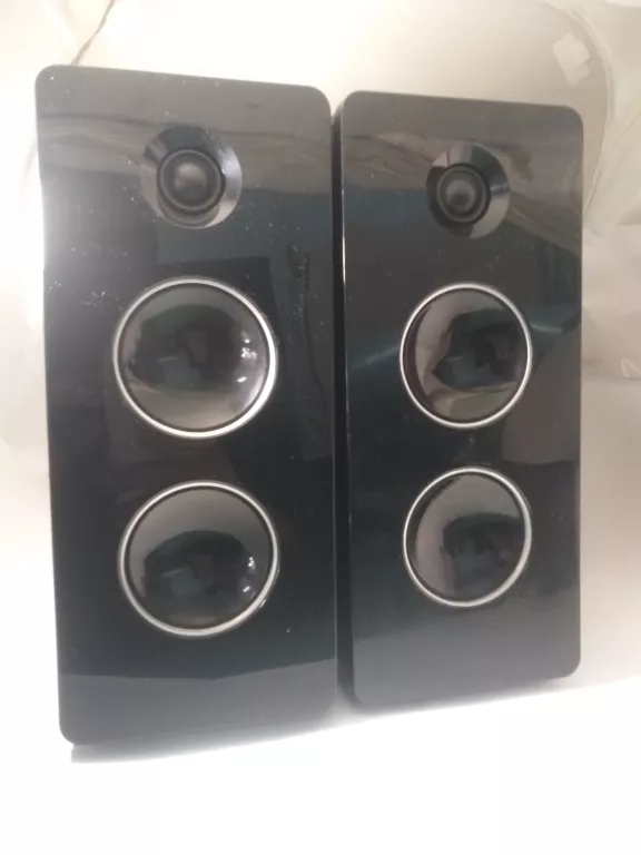 WIEZA LG CM2760