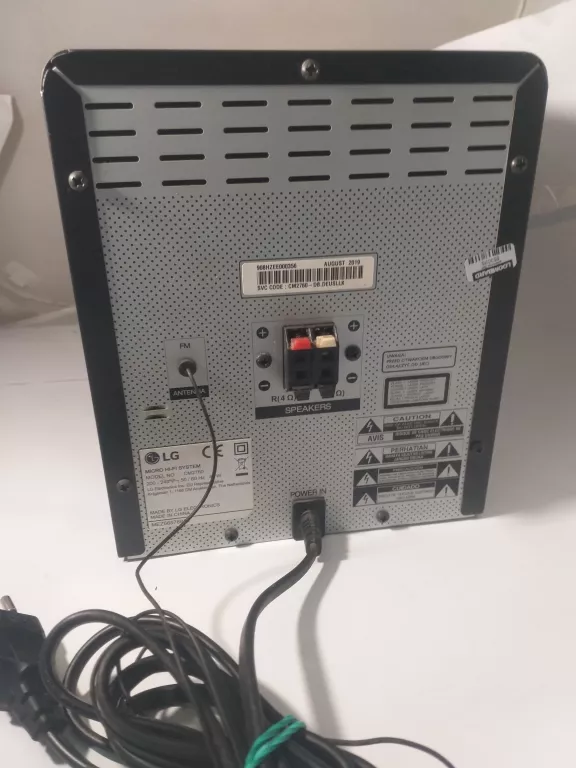 WIEZA LG CM2760