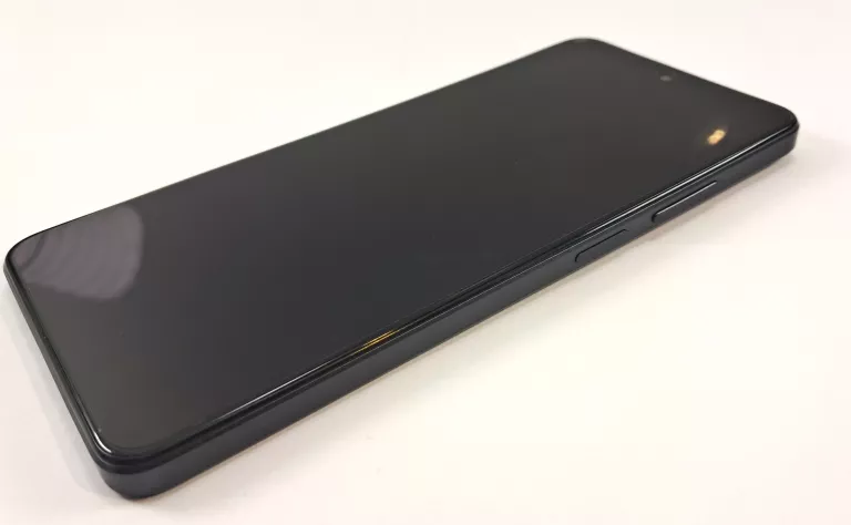 TELEFON OPPO A40 4GB /128GB KOMPLET Z MEDIA MARKT GW