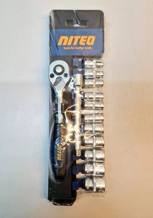 GRZECHOTKA 1/4" Z ZESTAWEM NASADEK NITEO TOOLS 250046-14RAT