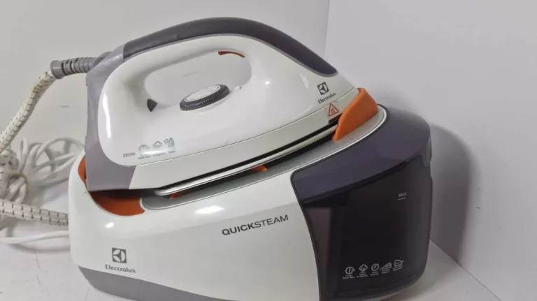 STACJA PAROWA ELECTROLUX QUICKSTEAM EDBS3350 2350W