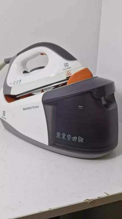 STACJA PAROWA ELECTROLUX QUICKSTEAM EDBS3350 2350W