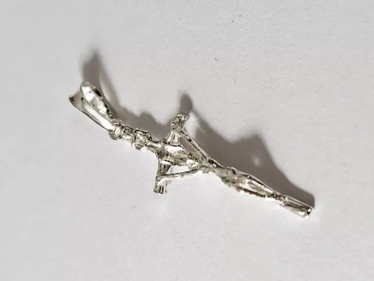 srebrna-zawieszka-z-wizerunkiem-jezusa-138-g-925-stan-11323-238058