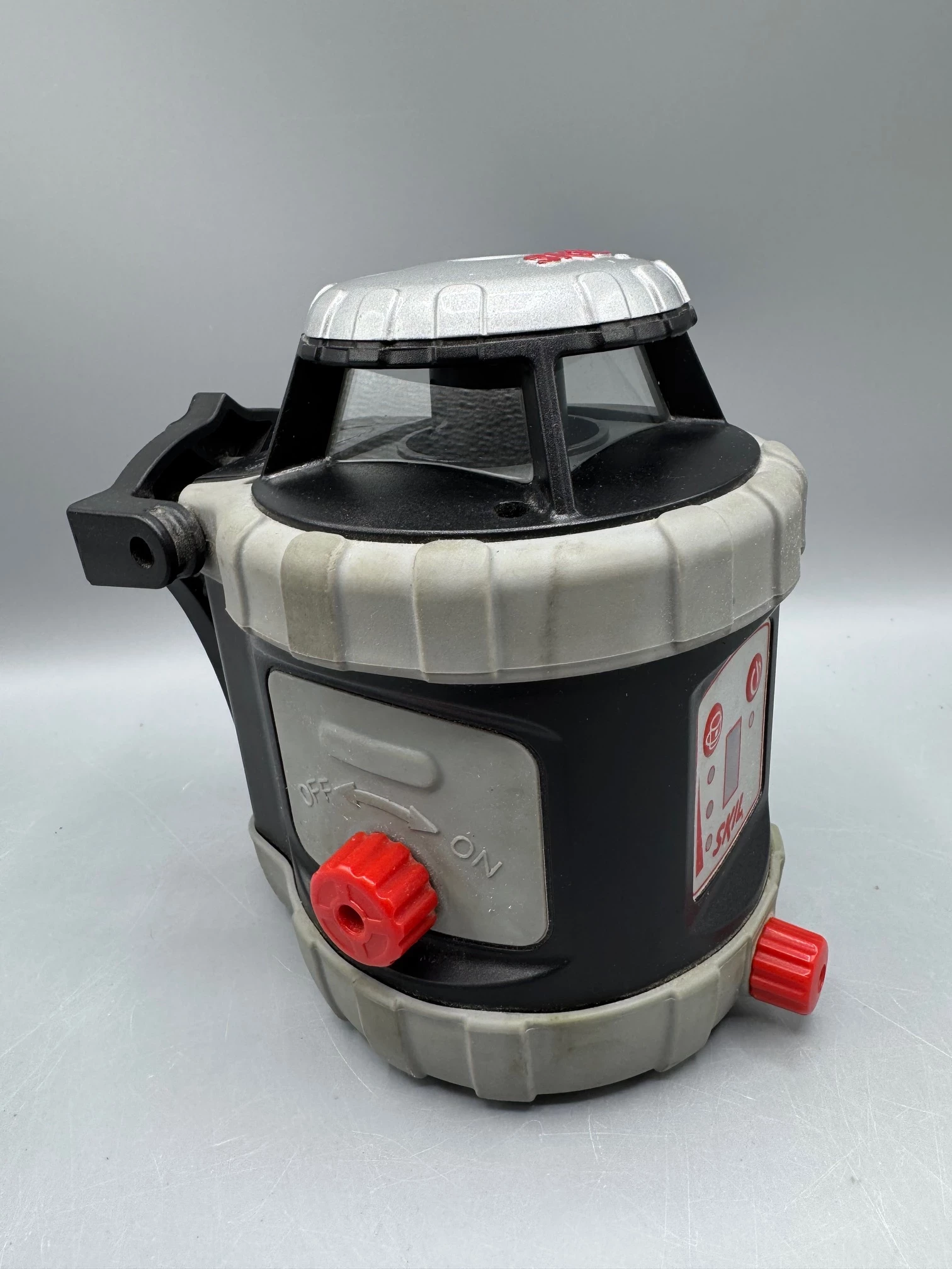 laser-obrotowy-skil-0570ac-kpl-maksymalny-zasieg-pracy-10