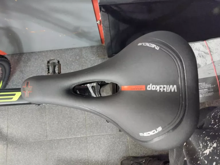 ROWER MTB KROSS LEVEL B4 ROZMIAR RAMY L