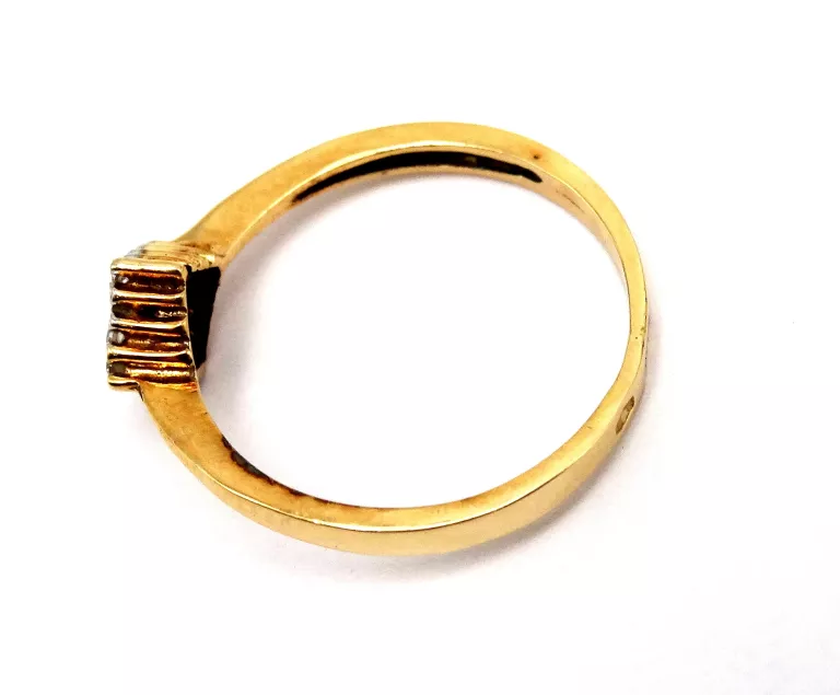 zloty-pierscionek-585-146g-r12-kamien-17088-128