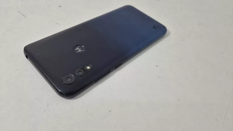 TELEFON  MOTOROLA  MOTO  E6S