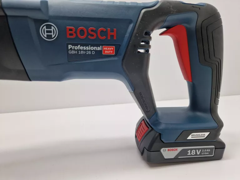 MŁOTOWIERTARKA BOSCH W ZESTAWIE Z WALIZKĄ GBH 18V-26 D + AKU 2.0