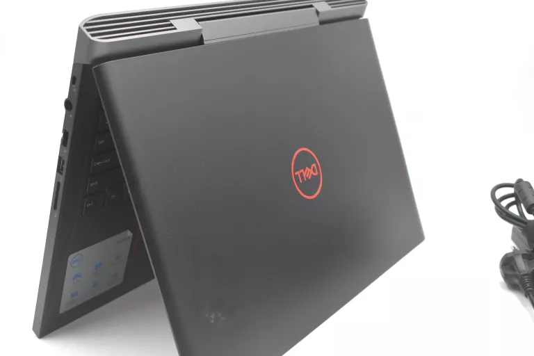 LAPTOP DELL INSPIRON G5 15 5587 15,6 " INTEL CORE I5 8 GB / 512 GB CZARNY