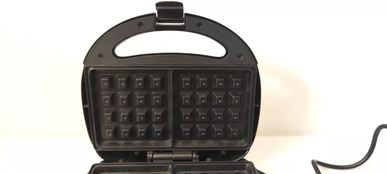 gofrownica-bluesky-kod-producenta-bwm750-19