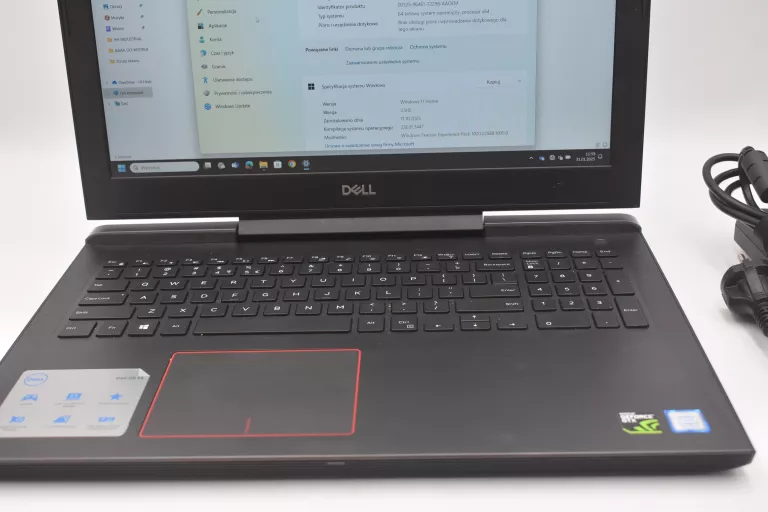 LAPTOP DELL INSPIRON G5 15 5587 15,6 " INTEL CORE I5 8 GB / 512 GB CZARNY
