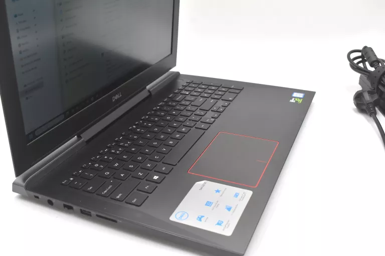 LAPTOP DELL INSPIRON G5 15 5587 15,6 " INTEL CORE I5 8 GB / 512 GB CZARNY