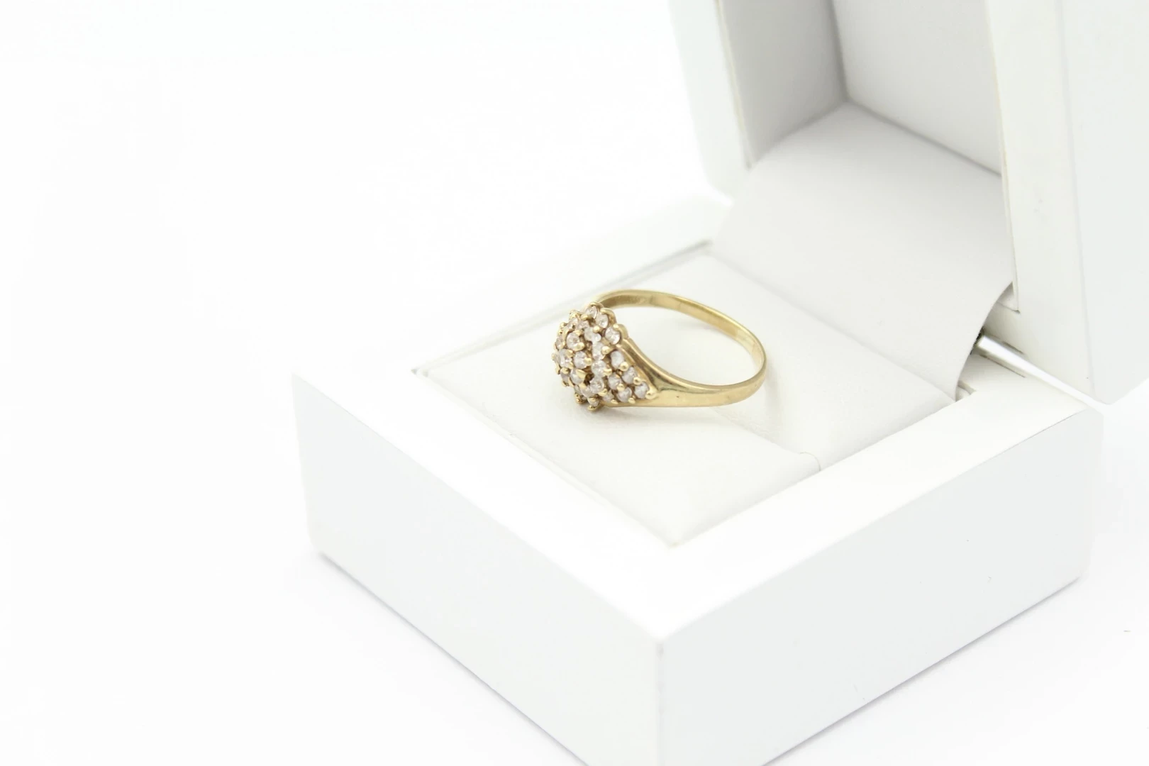 piekny-zloty-pierscionek-333-r17-material-15835-2