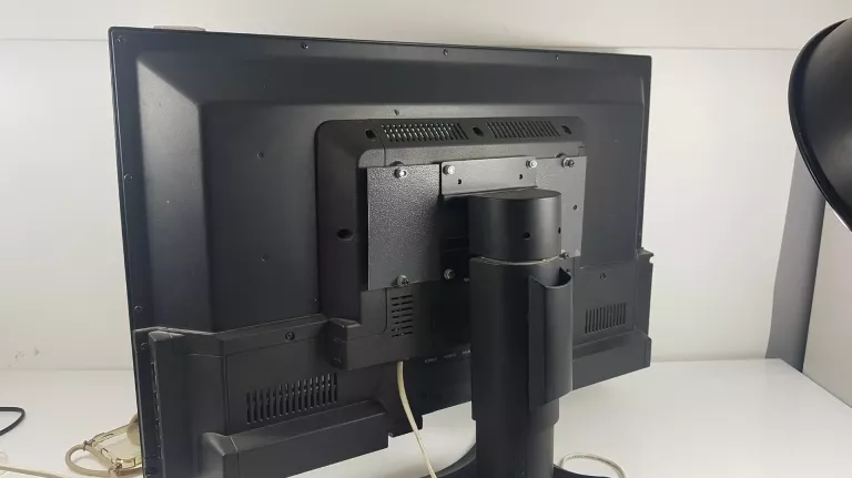 telewizor-manta-28-cali-przekatna-ekranu-cale-2800