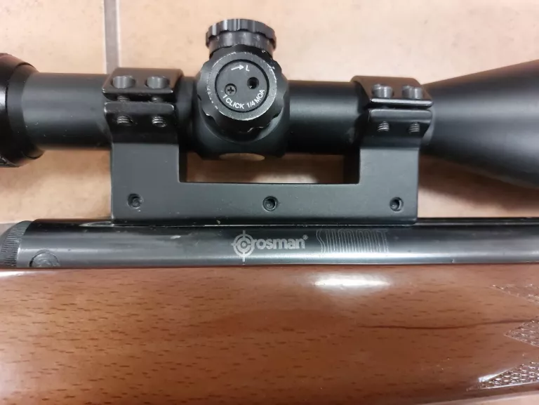 WIATRÓWKA CROSMAN SUMMIT MODEL 30040 4,5MM Z LUNETĄ CENTER POINT 3-9X40AO