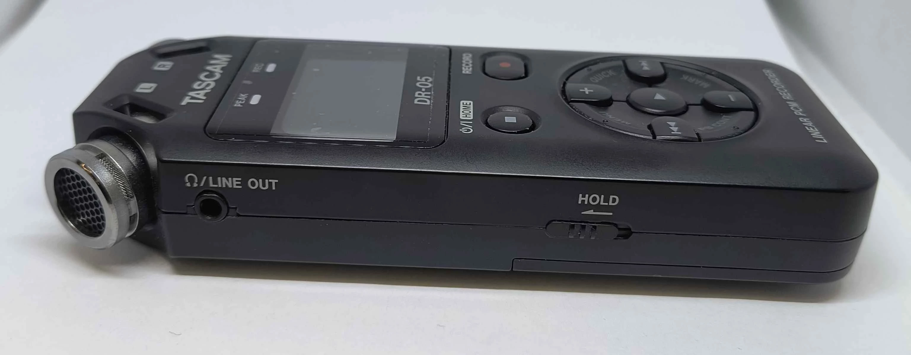 dyktafon-tascam-dr-05-model-dr-05