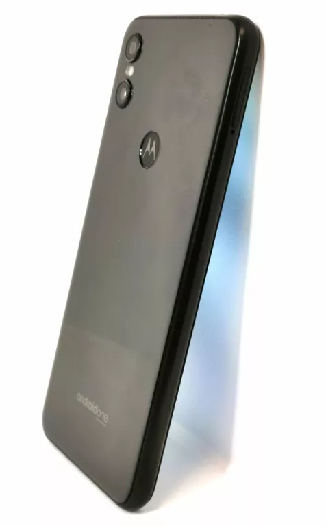 TELEFON MOTOROLA ONE XT1941-4 64+4 GB CZARNY