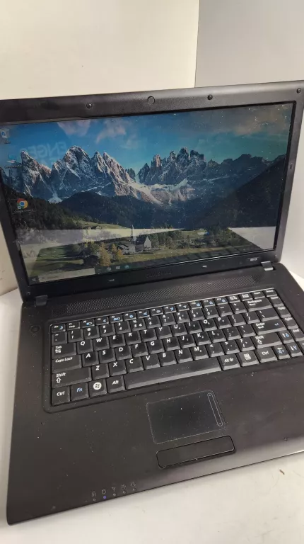 LAPTOP SAMSUNG R519