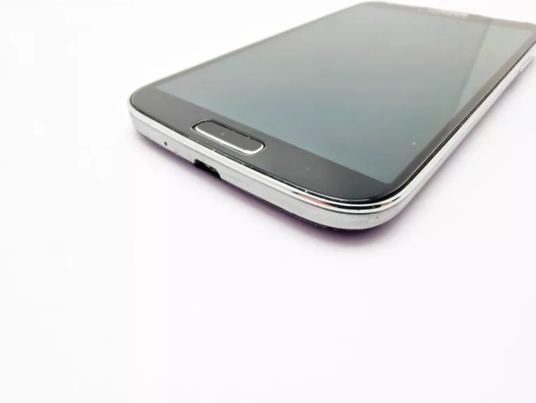 SAMSUNG GALAXY S4