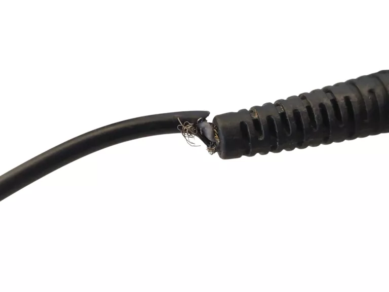 laptop-lenovo-idea-pad-win-11-amd-ryzen-5-3500-u-8256-ssd-ean-gtin-4061275215205