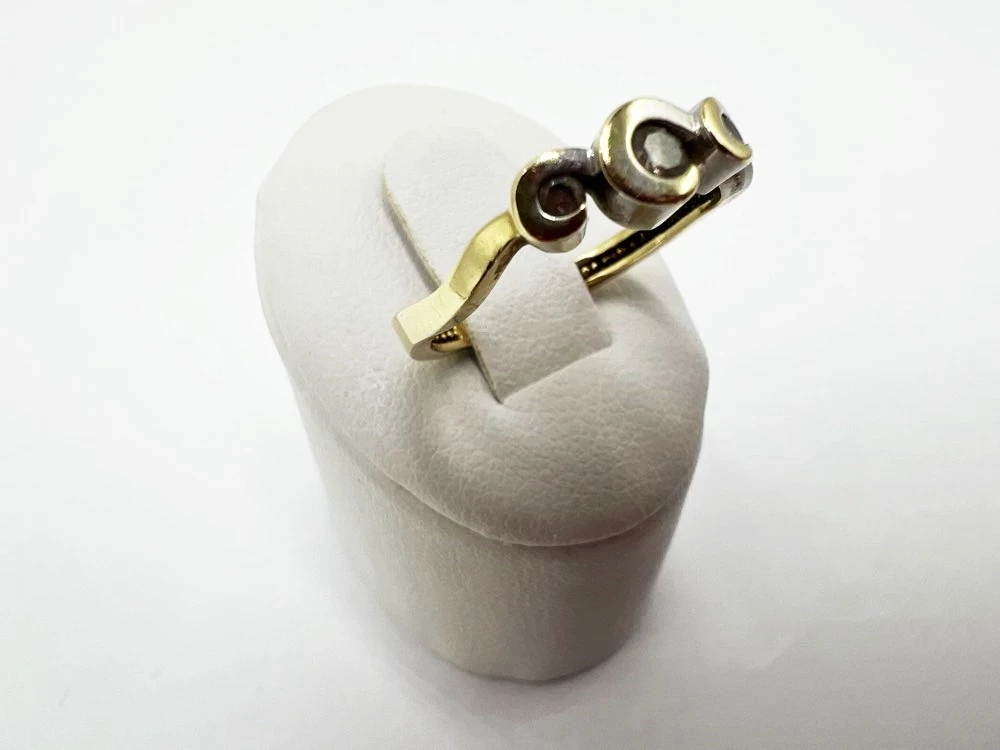 zloty-pierscionek-z-cyrkoniami-p585203gr12-material-dominujacy-223721-131072