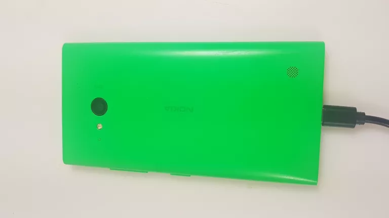 TELEFON NOKIA LUMIA 735 ZIELONA