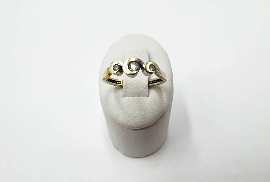 zloty-pierscionek-z-cyrkoniami-p585203gr12-ean-gtin-5905868206906