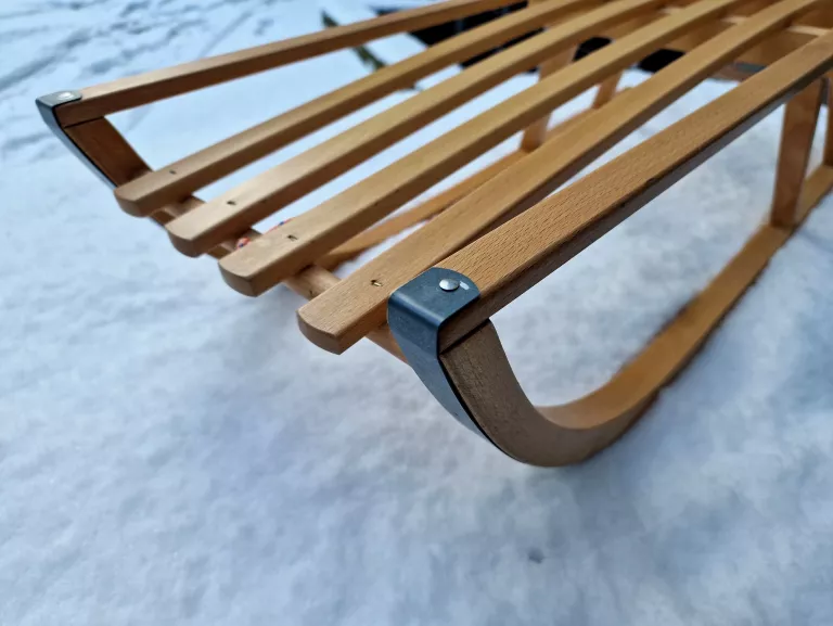 sanki-drewniane-metalowe-plozy-karmelicka-45a-krakow