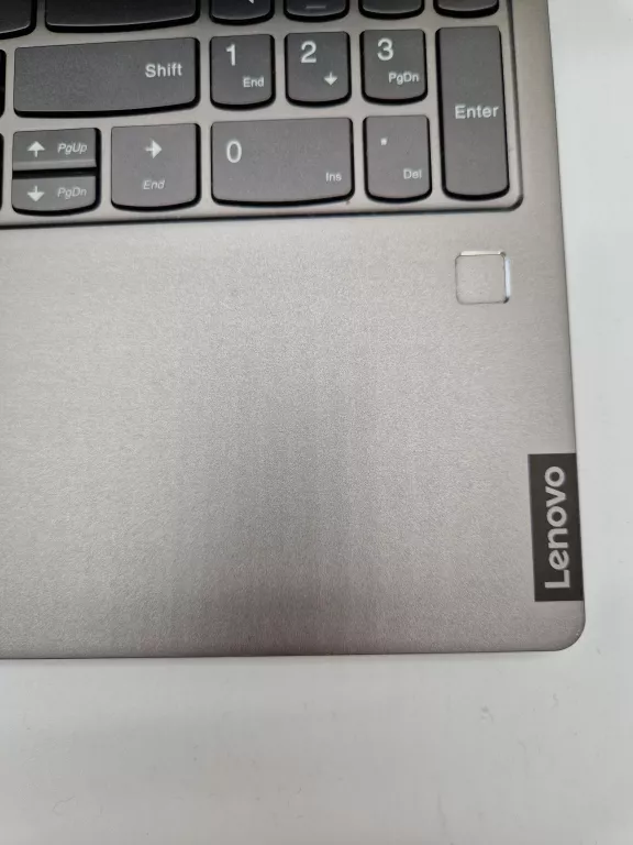 LAPTOP LENOVO IDEAPAD S540-15IWL INTEL I5-8265U 8 GB / 256 GB OPIS!!
