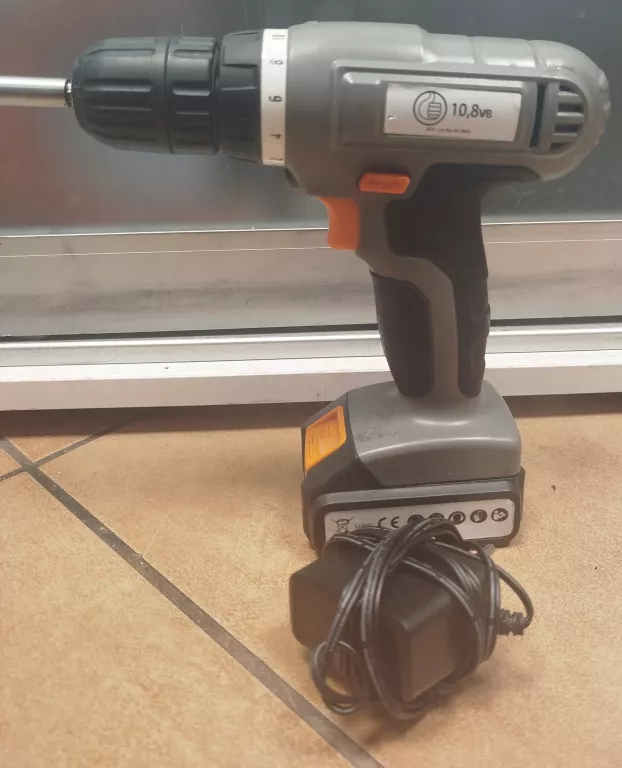 wkretarka-akumulatorowa-auchan-kd531-1120-ladowarka-wroclawska-80-legnica