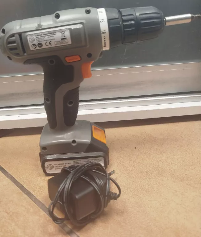 wkretarka-akumulatorowa-auchan-kd531-1120-ladowarka-ean-gtin-5904012115477