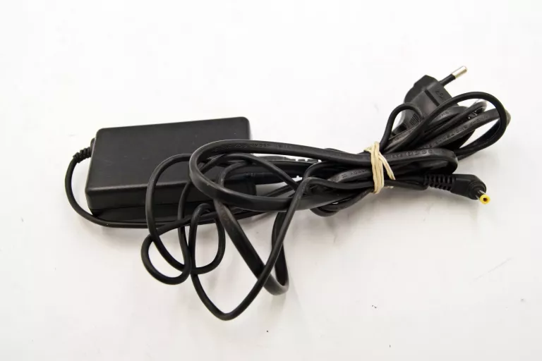 ORYGINALNY ZASILACZ SONY 5V 2A DO PSP PDEL-100