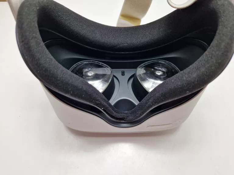 GOGLE VR OCULUS QUEST 2 128GB KOMPLET KARTON GWR