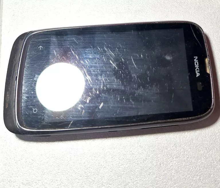 TELEFON NOKIA LUMIA 610