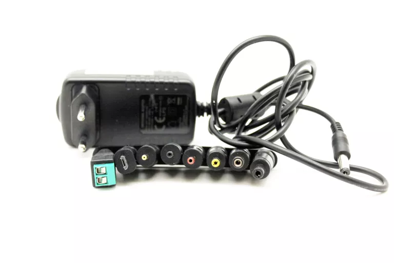 ZASILACZ SWITCHING ADAPTER MODEL SOY-1200200EU