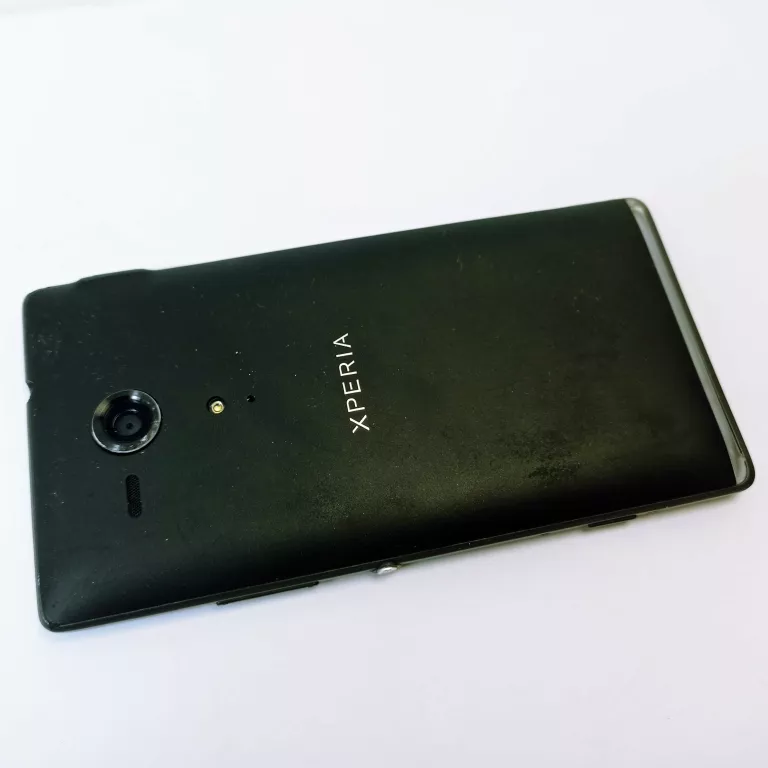 TELEFON SONY XPERIA