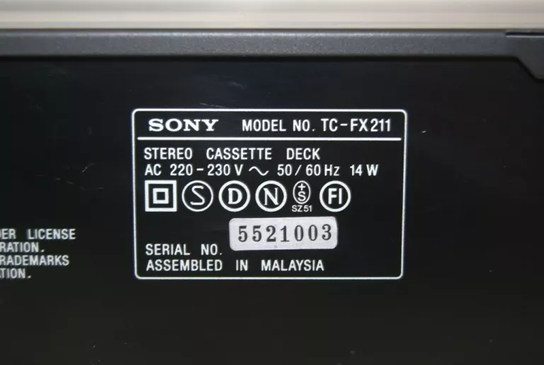 MAGNETOFON DECK SONY TC-FX211