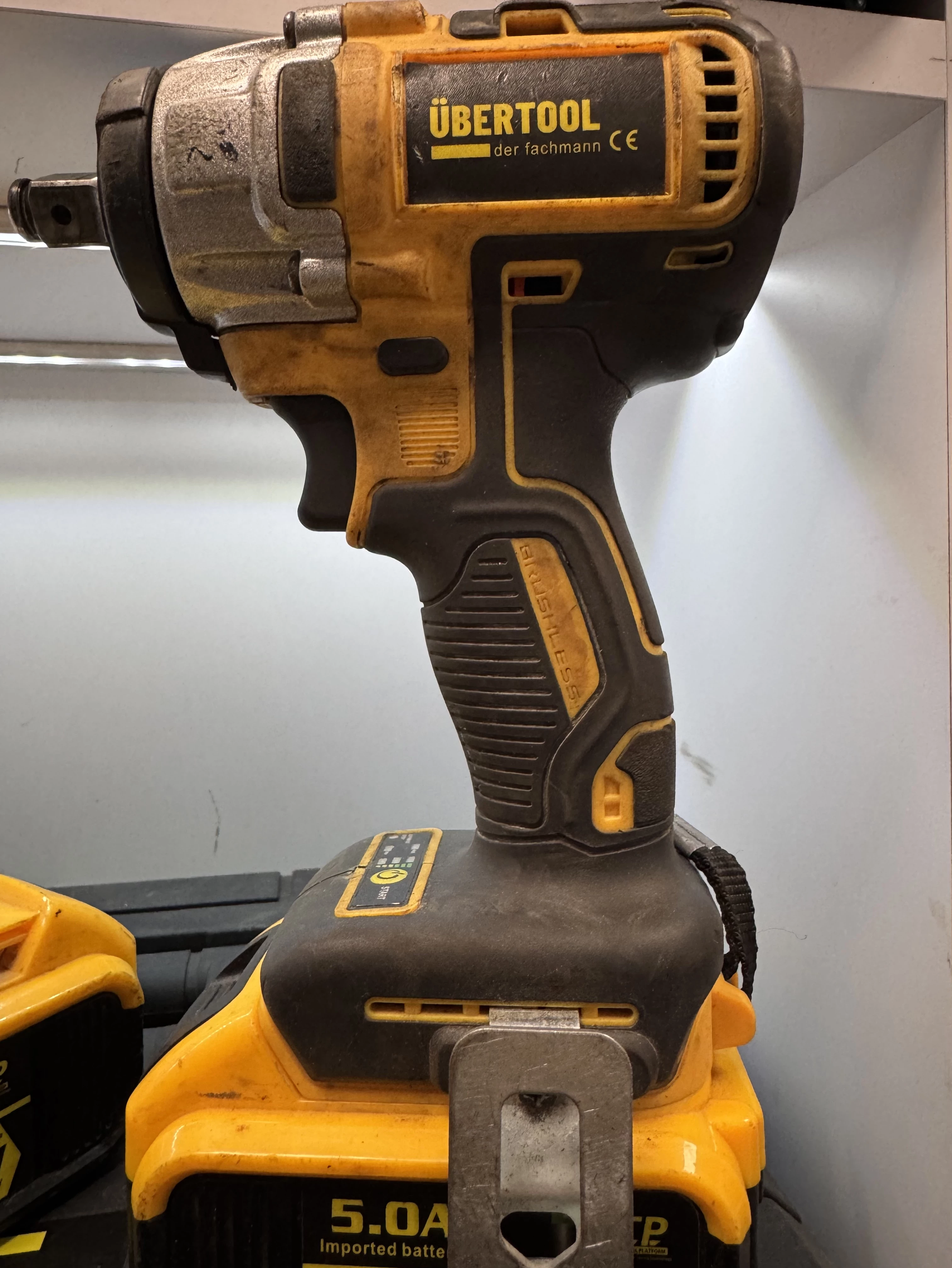 klucz-udarowy-ubertool2xaku-box-ean-gtin-5906083034152